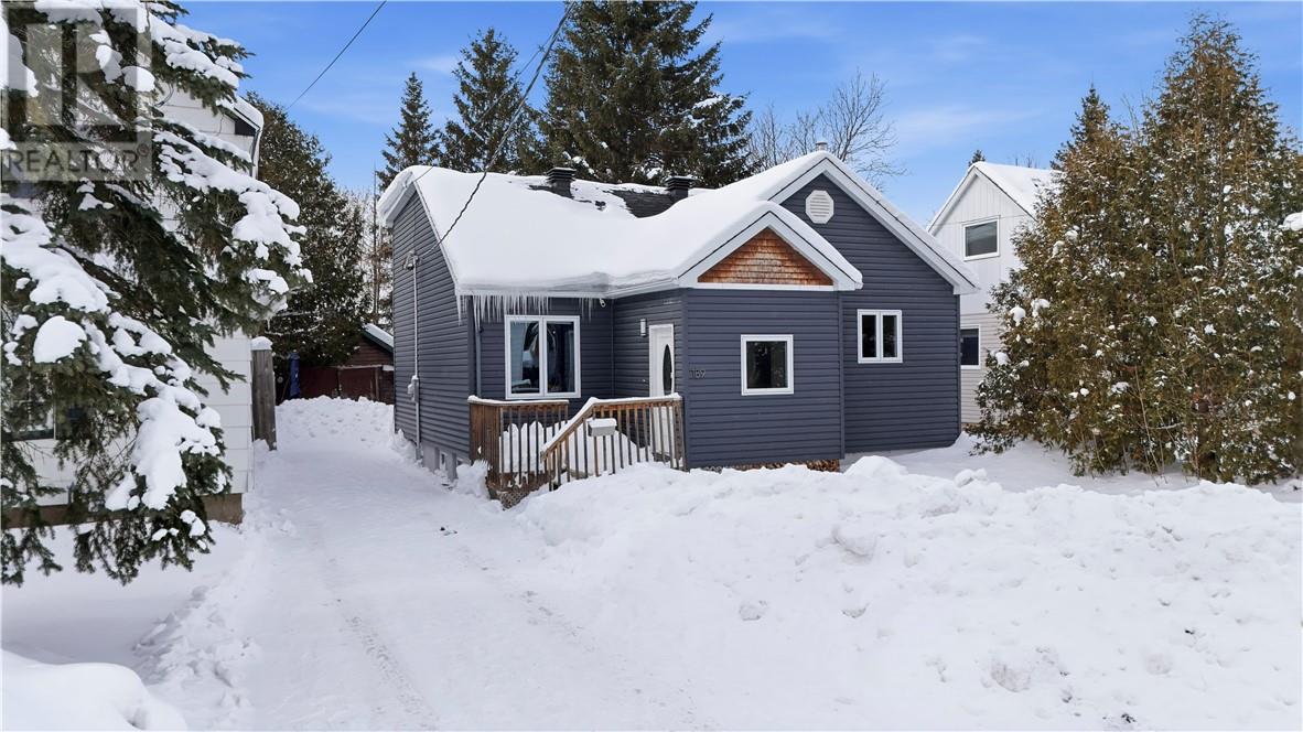 189 Gilman Street, Sudbury, Ontario  P3C 3K5 - Photo 1 - 2126257