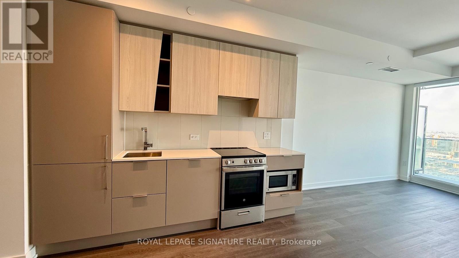 3512 - 3900 Confederation Parkway, Mississauga, Ontario  L5B 0M3 - Photo 14 - W12738246