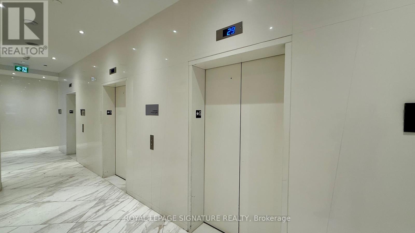 3512 - 3900 Confederation Parkway, Mississauga, Ontario  L5B 0M3 - Photo 5 - W12738246