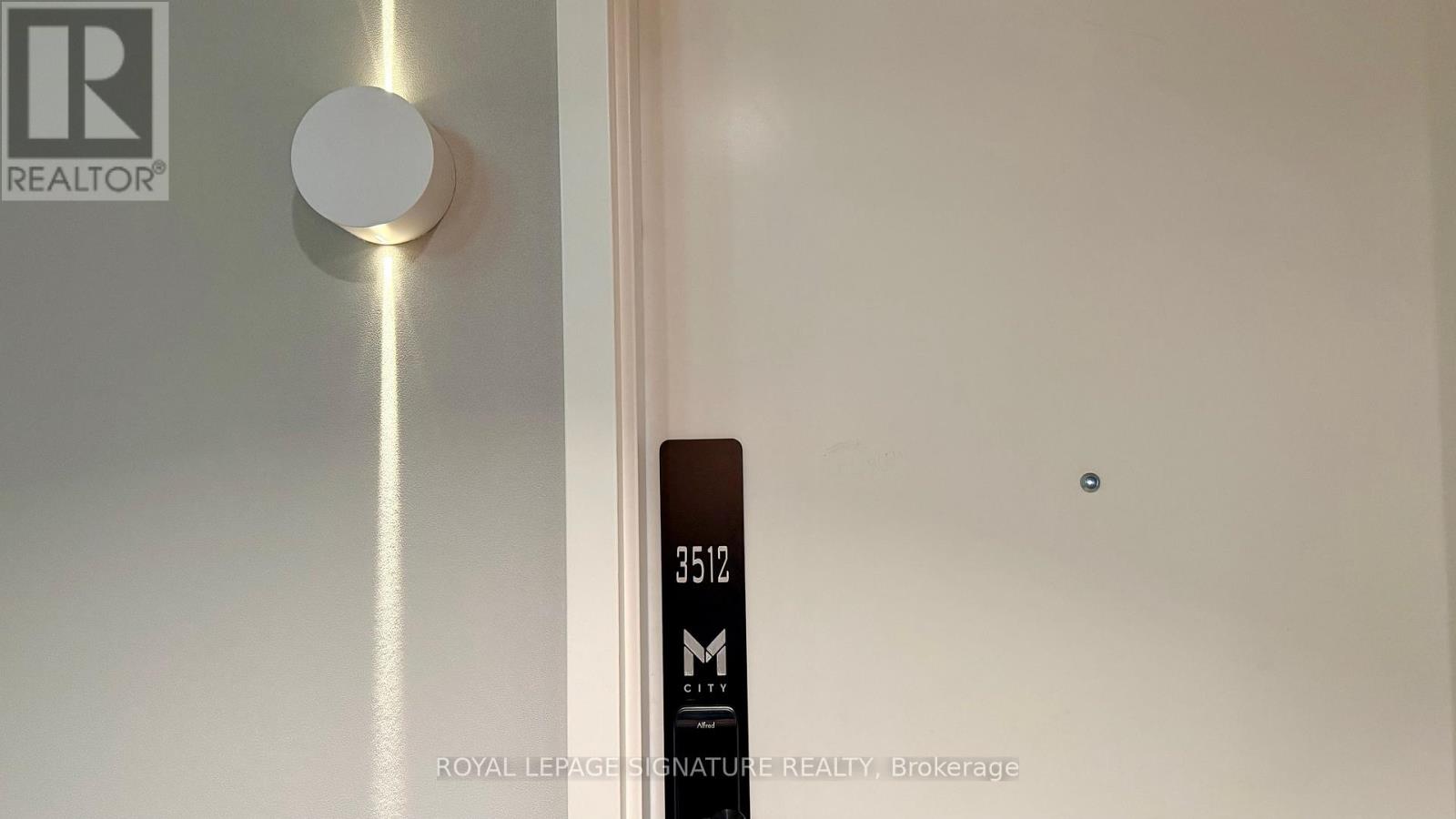 3512 - 3900 Confederation Parkway, Mississauga, Ontario  L5B 0M3 - Photo 7 - W12738246