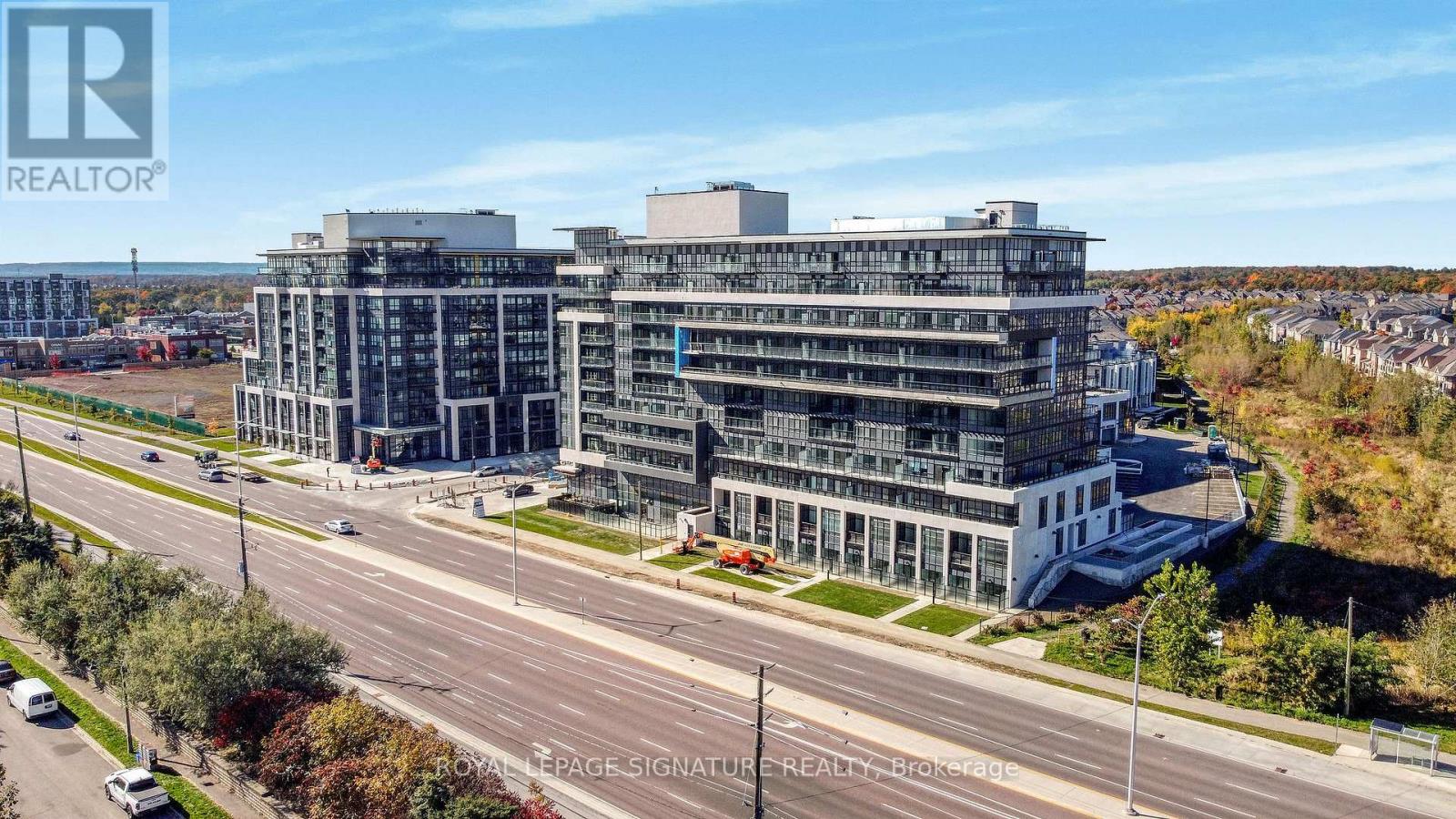 234 - 395 Dundas Street W, Oakville, Ontario  L6M 5R8 - Photo 2 - W12738286