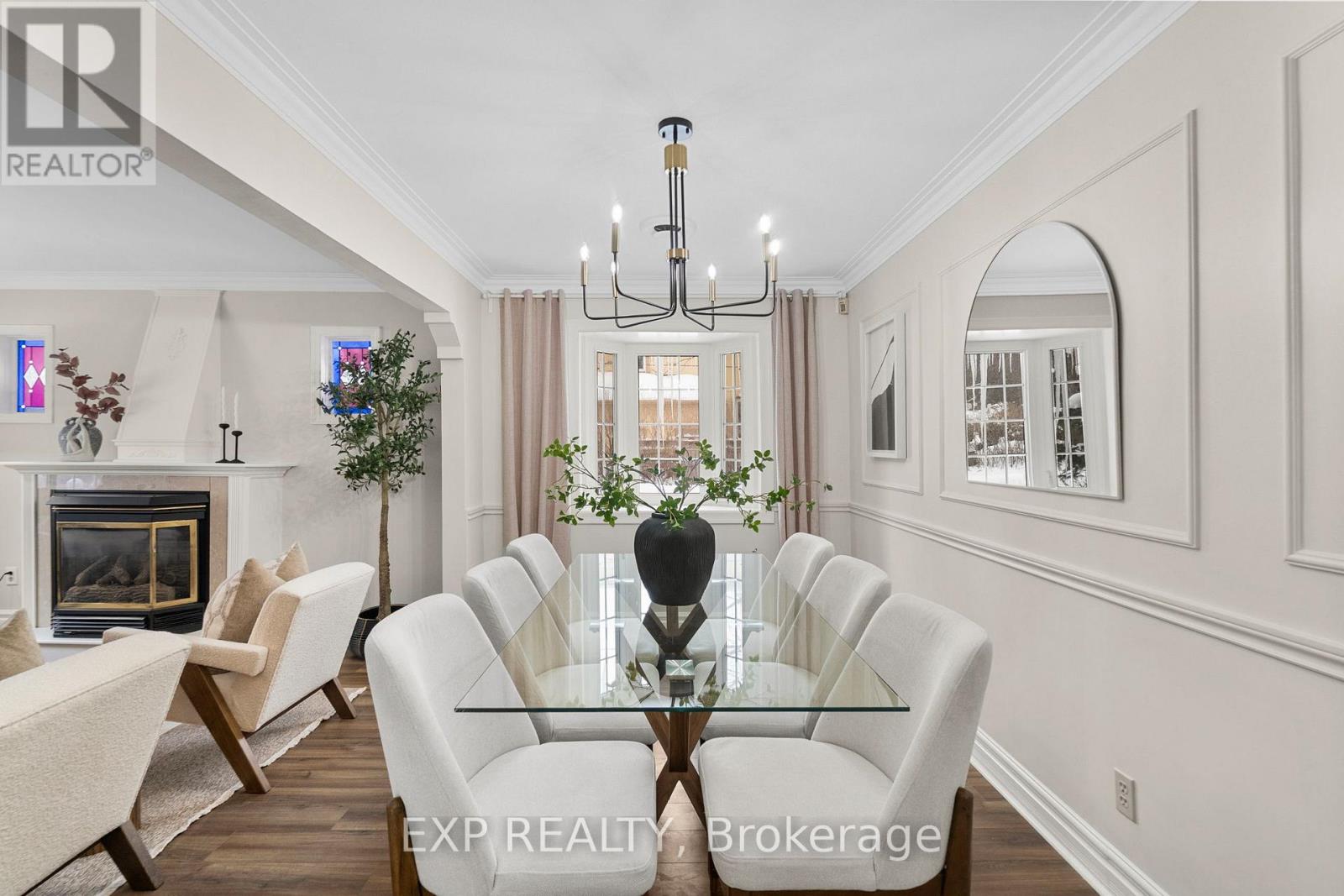 127 South Kingsway, Toronto, Ontario  M6S 3T5 - Photo 7 - W12738320