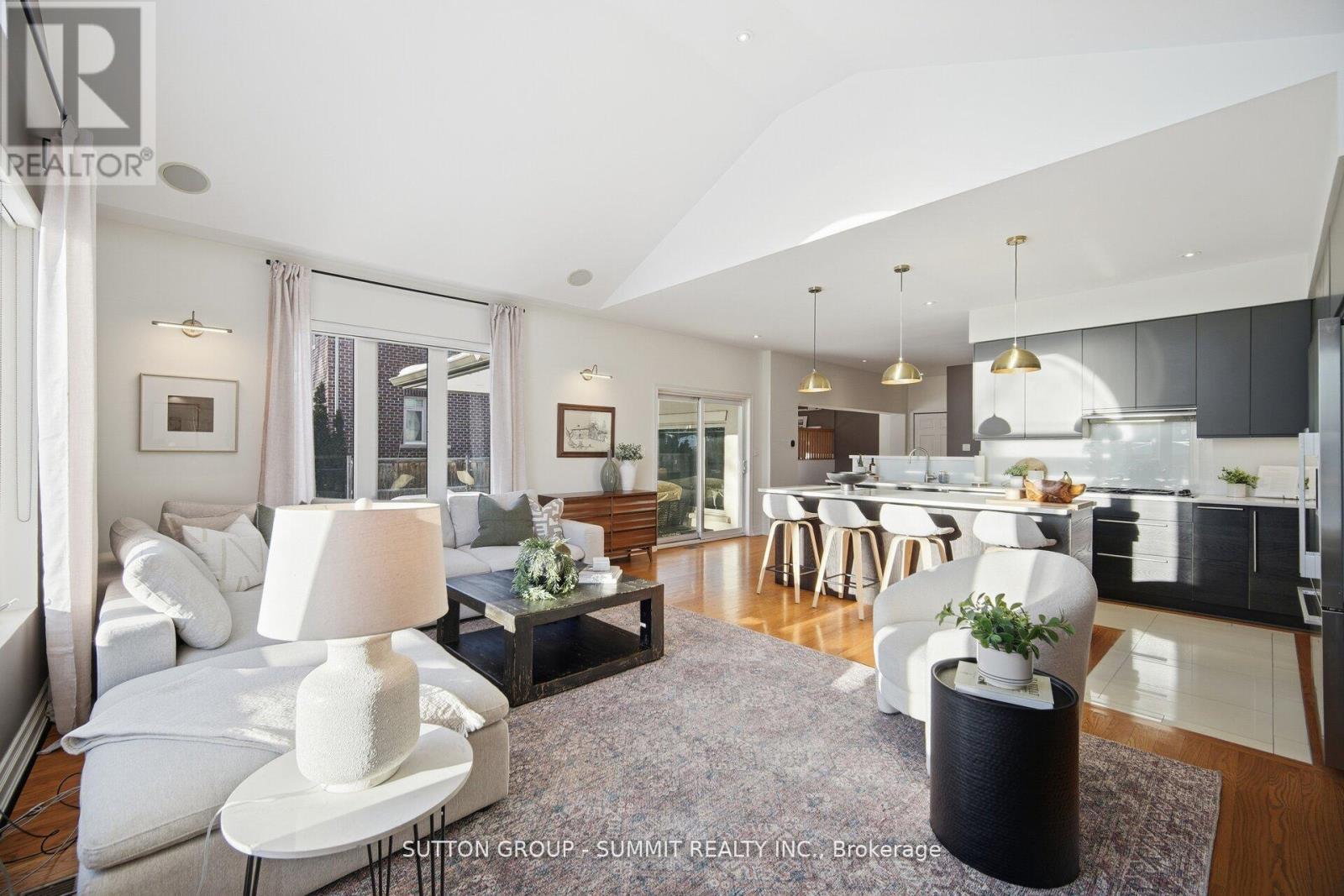 24 Joymar Drive, Mississauga, Ontario  L5M 1E9 - Photo 18 - W12738328