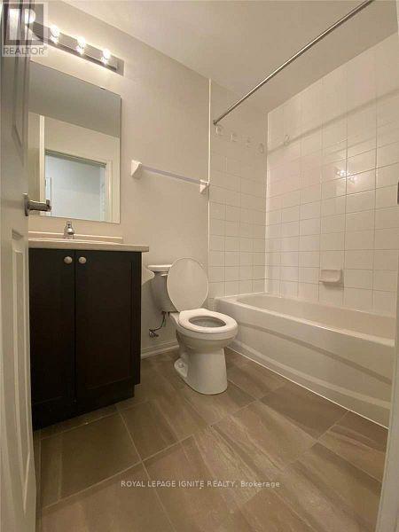 333 - 250 Sunny Meadow Boulevard, Brampton, Ontario  L6R 3Y6 - Photo 9 - W12738444