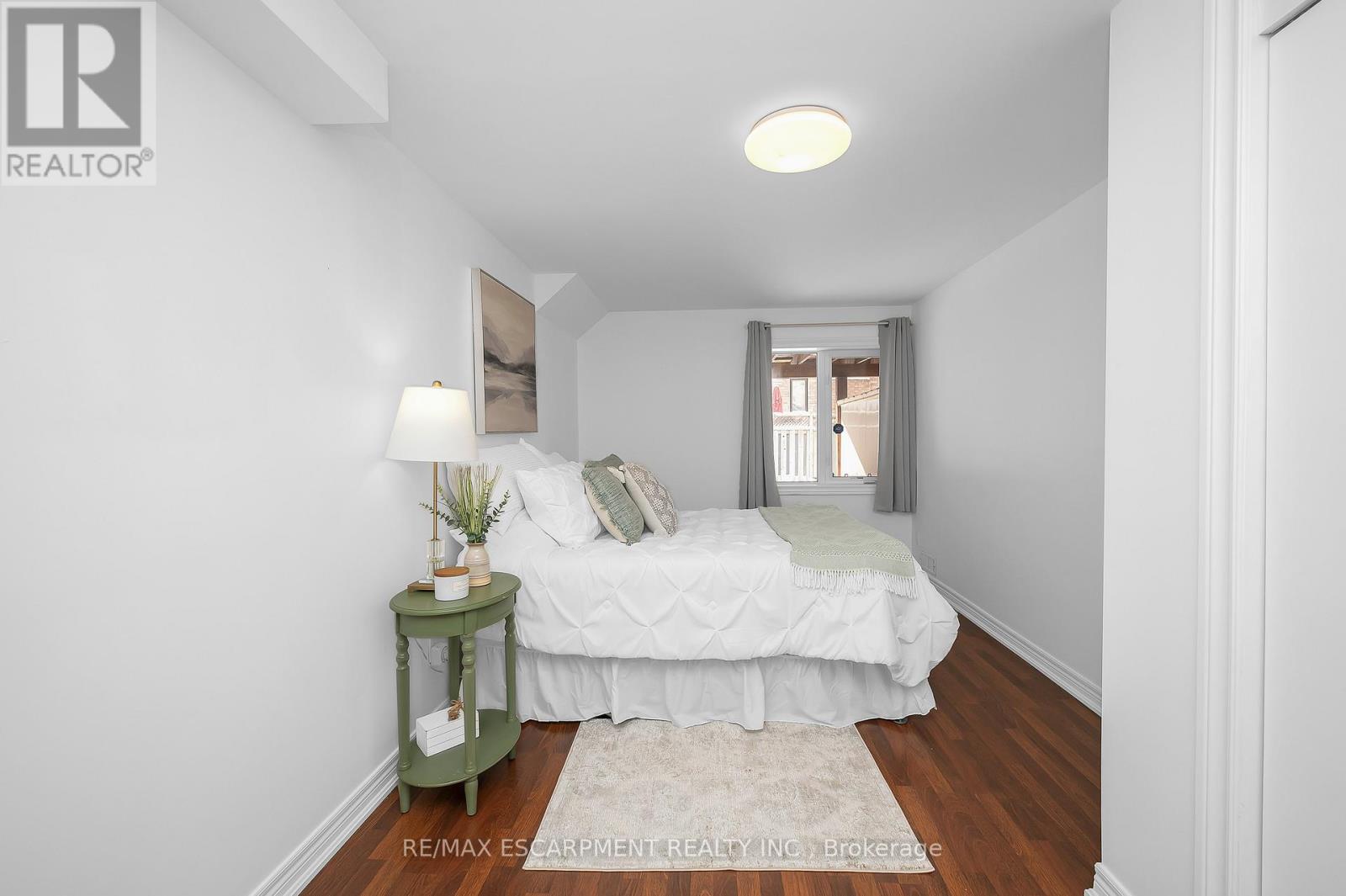 2546 Nichols Drive, Oakville, Ontario  L6H 7L3 - Photo 30 - W12738454