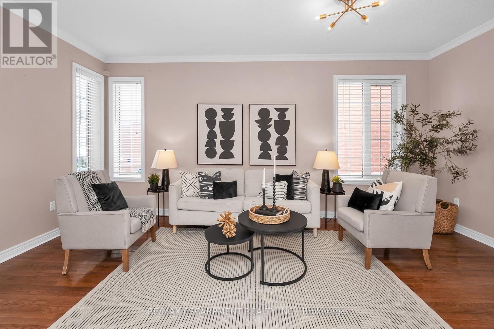 2546 Nichols Drive, Oakville, Ontario  L6H 7L3 - Photo 7 - W12738454