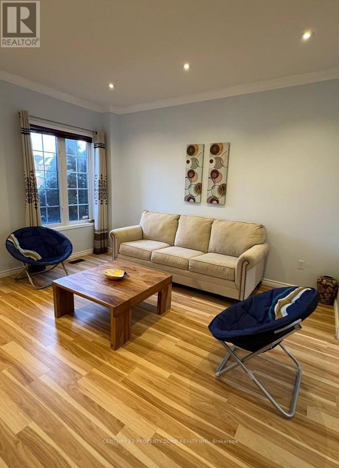 Upper - 16 Cottontail Road, Brampton, Ontario  L7A 3R3 - Photo 4 - W12738478