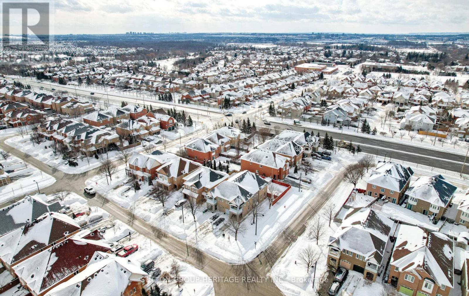 717 Dolly Bird Lane, Mississauga, Ontario  L5W 1C7 - Photo 31 - W12738484