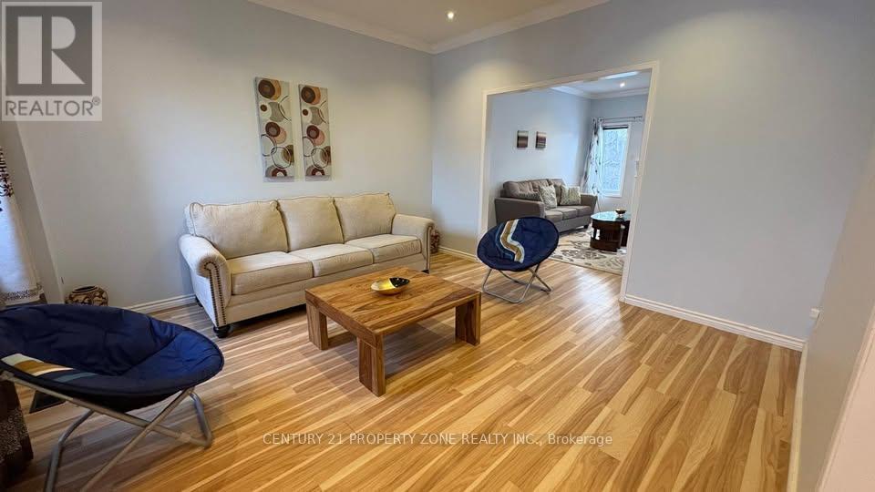 16 Cottontail Road, Brampton, Ontario  L7A 3R3 - Photo 6 - W12738514