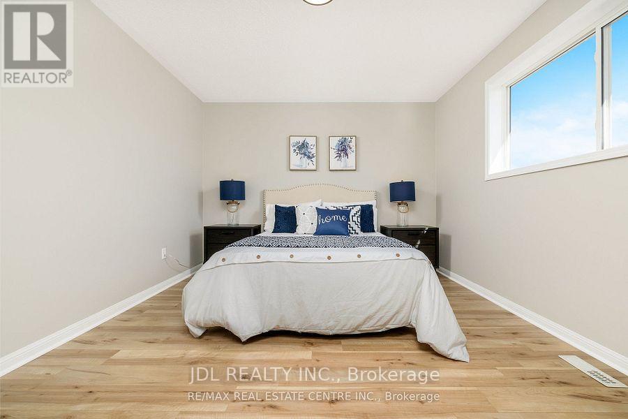 873 Gazley Circle, Milton, Ontario  L9T 6L7 - Photo 10 - W12738520