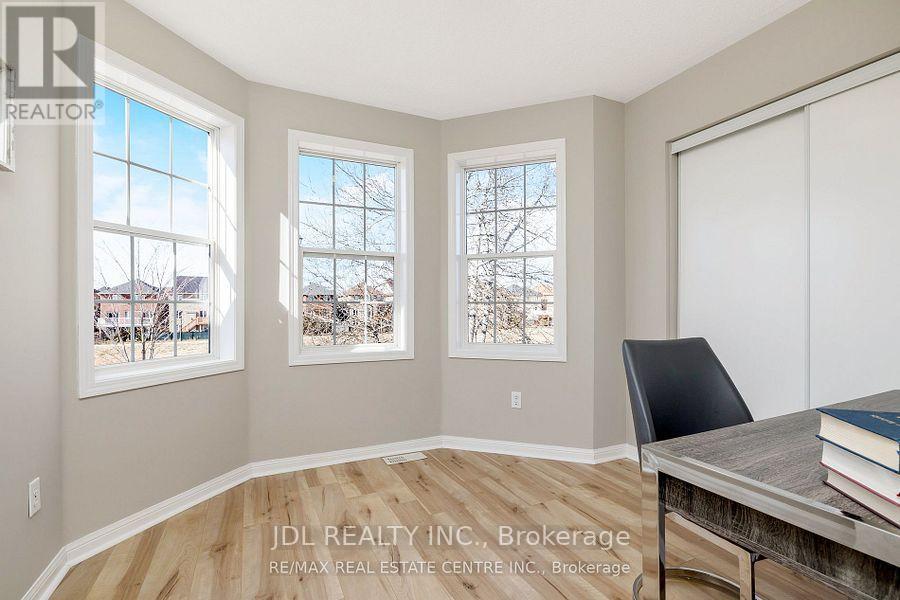 873 Gazley Circle, Milton, Ontario  L9T 6L7 - Photo 12 - W12738520