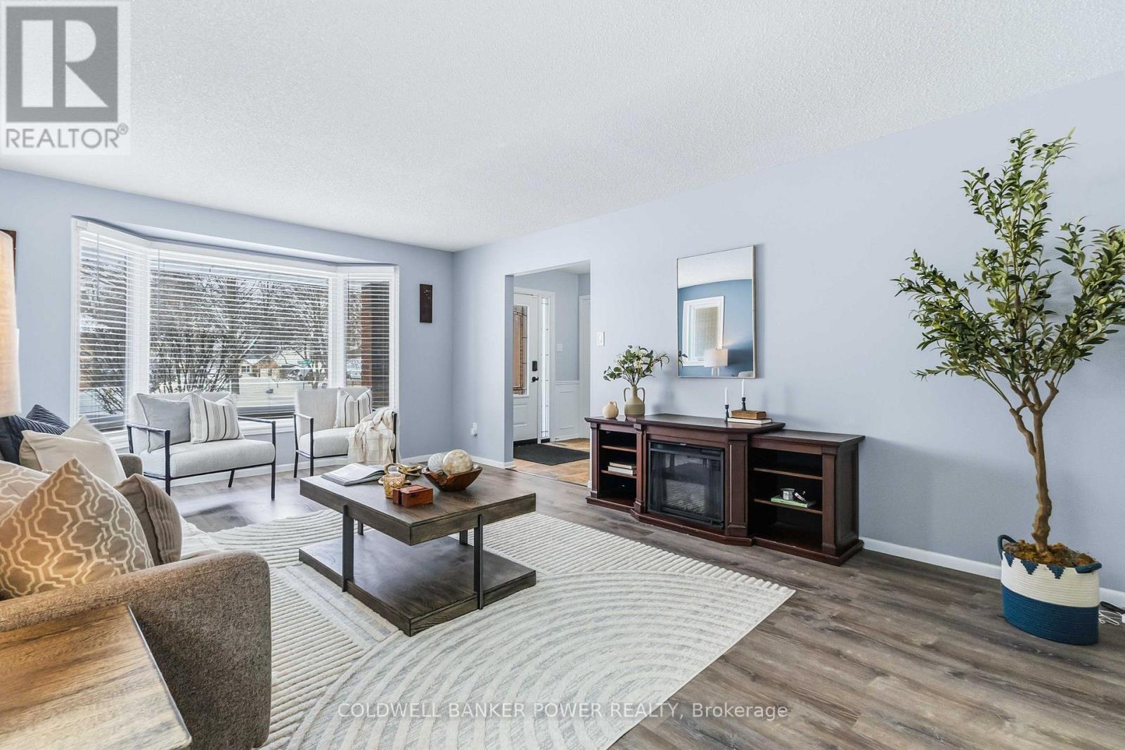 27 Foxcroft Crescent, London South, Ontario  N6K 3A3 - Photo 10 - X12738546