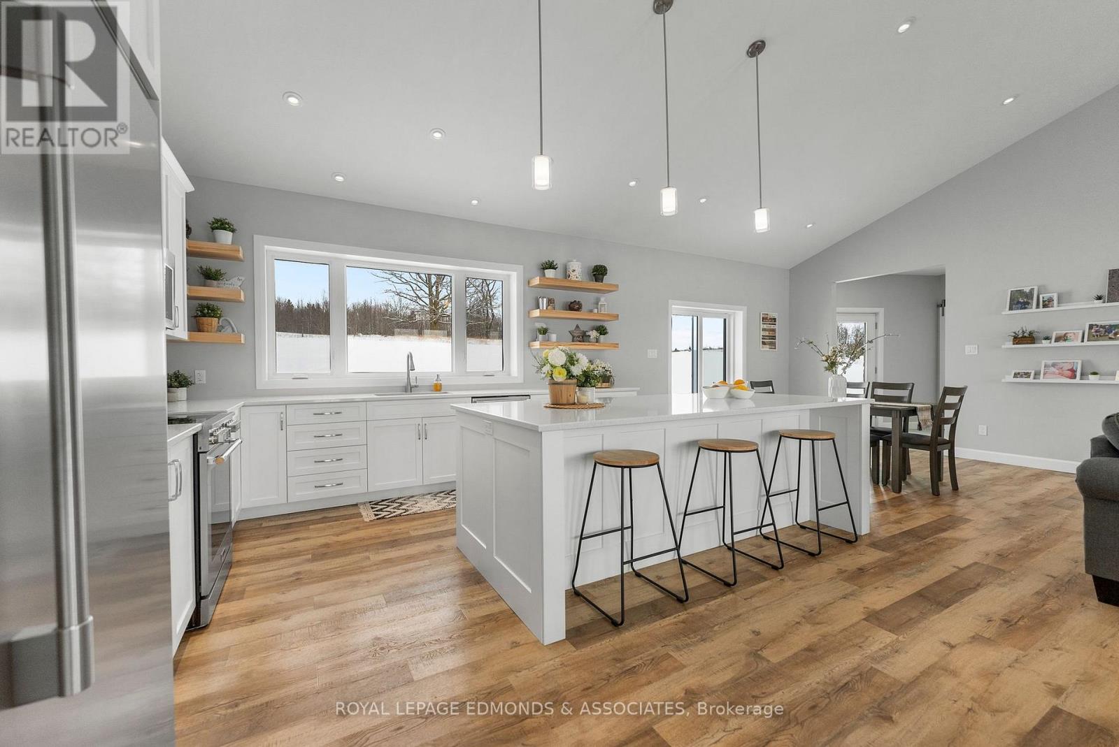 346 Foresters Falls Road, Whitewater Region, Ontario  K0J 1K0 - Photo 15 - X12738600