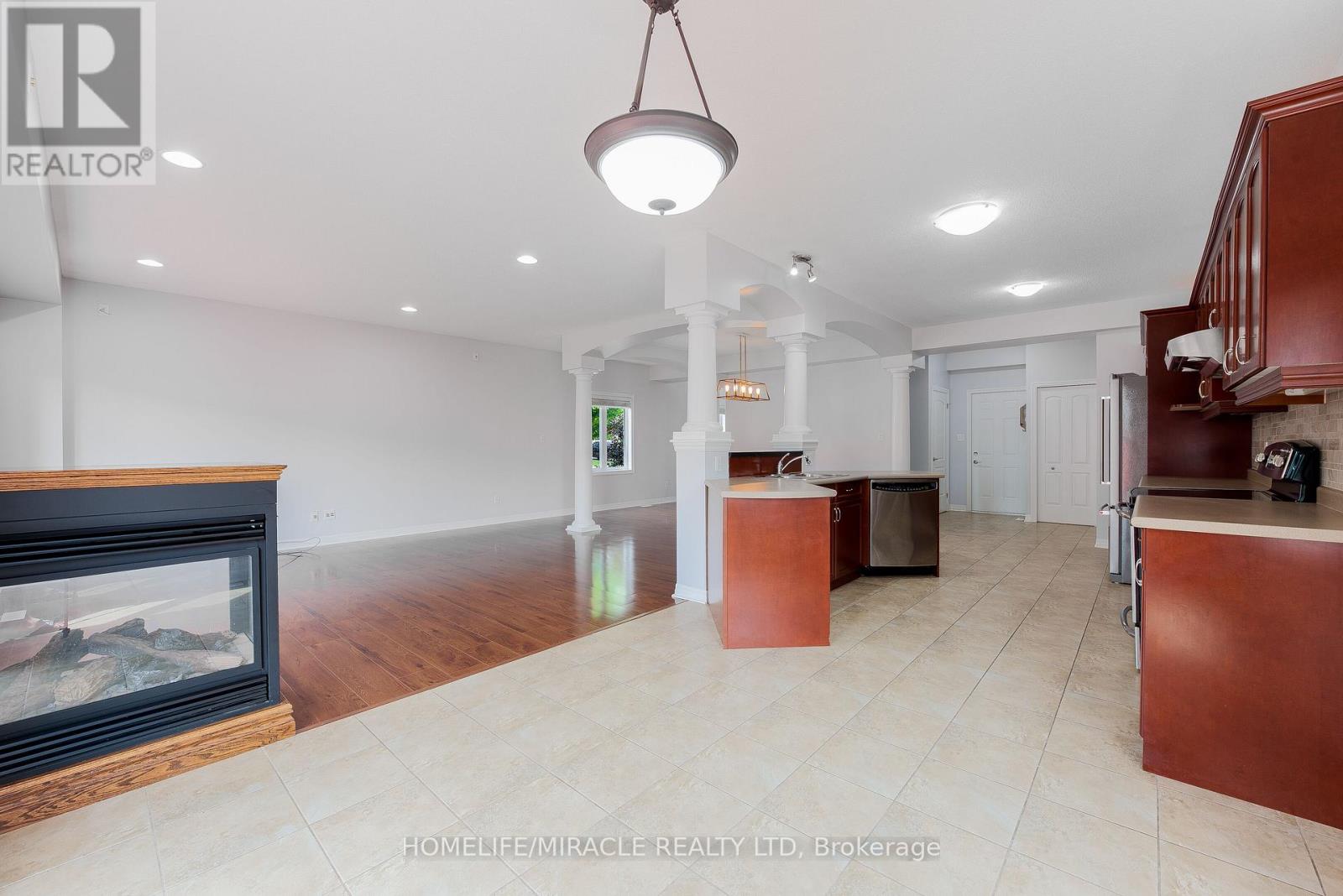 3181 Bayham Lane, London South, Ontario  N6P 1V5 - Photo 12 - X12738294