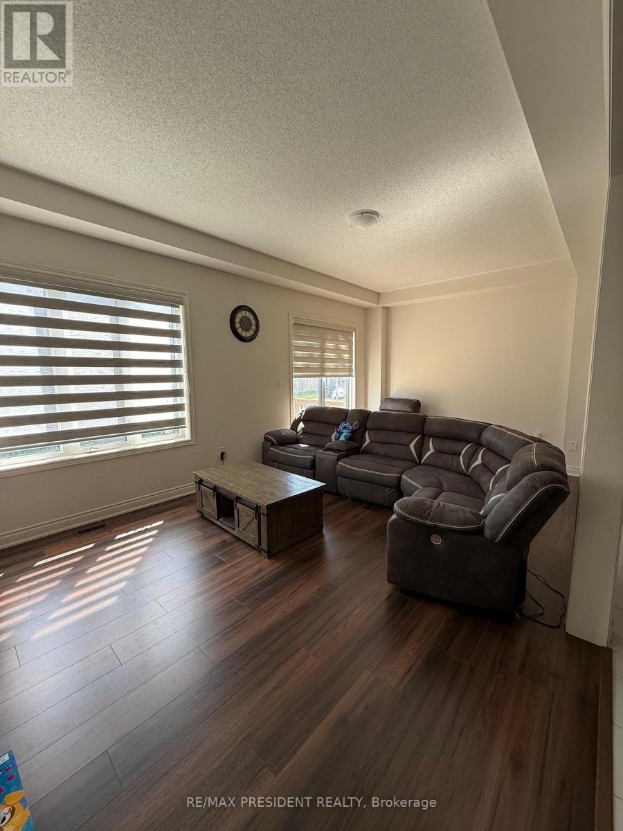 38 Attwater Drive, Cambridge, Ontario  N1T 0G6 - Photo 2 - X12738302