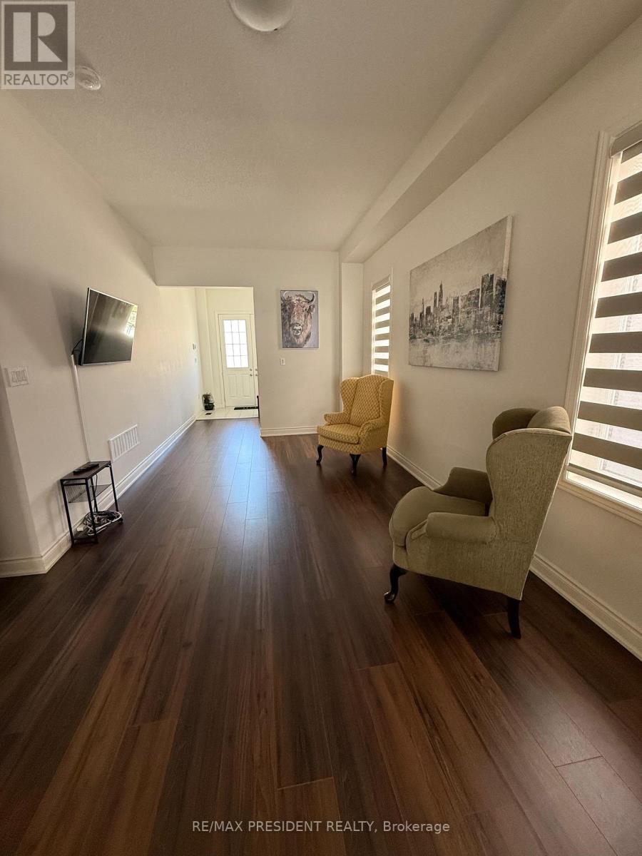 38 Attwater Drive, Cambridge, Ontario  N1T 0G6 - Photo 3 - X12738302