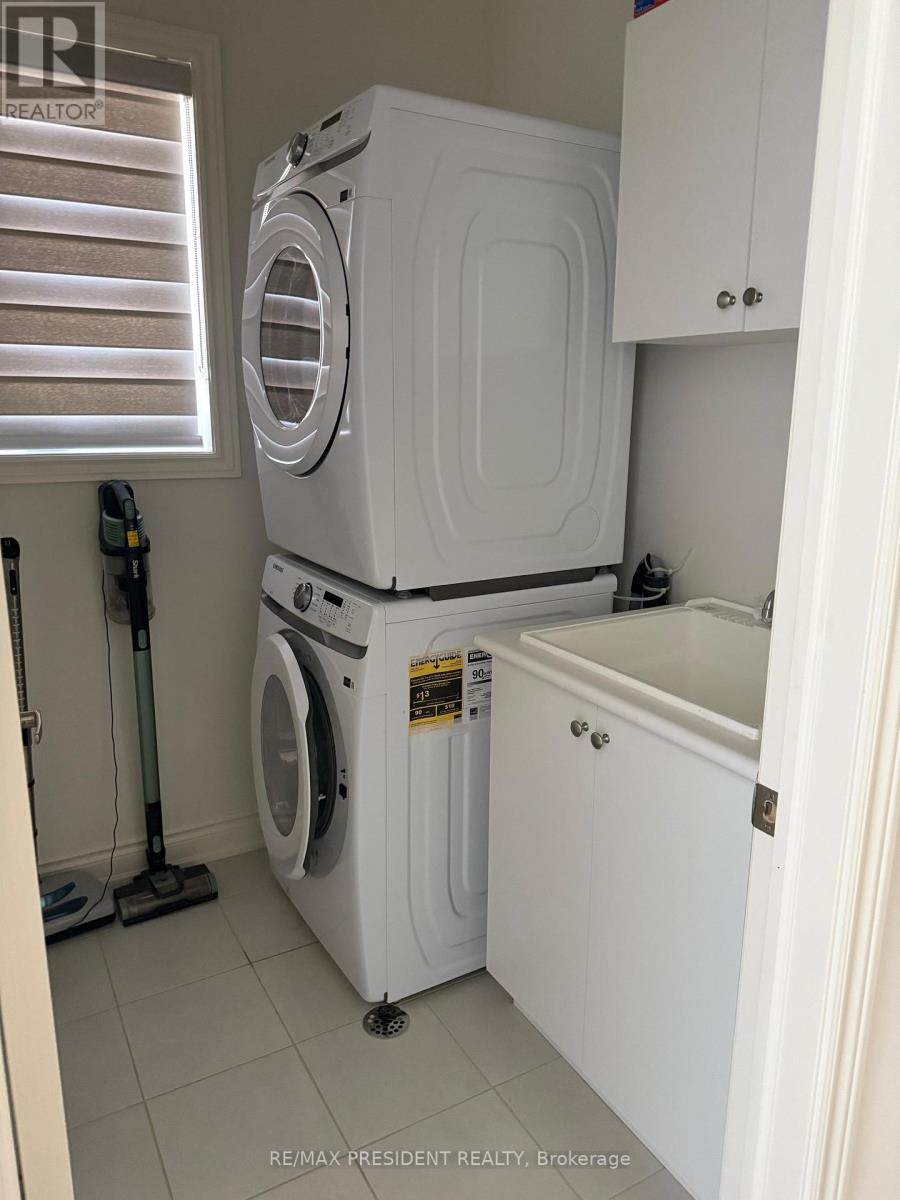 38 Attwater Drive, Cambridge, Ontario  N1T 0G6 - Photo 6 - X12738302