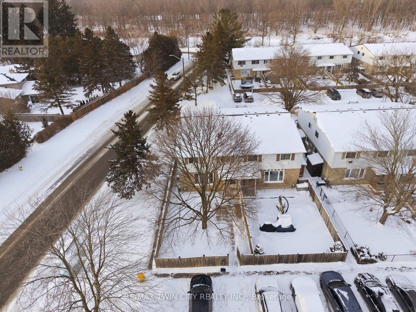 20c - 35 Oakhill Drive, Brantford, Ontario  N3T 1R1 - Photo 27 - X12738464