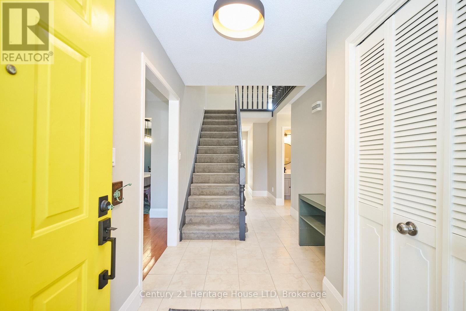 57 Keefer Road, Thorold, Ontario  L2V 4W5 - Photo 4 - X12738556