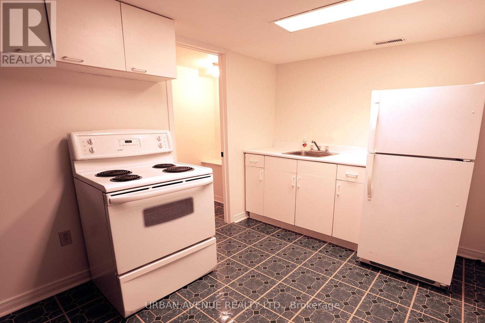 2125 Lynn Heights Drive, Pickering, Ontario  L1X 2S1 - Photo 33 - E12736848