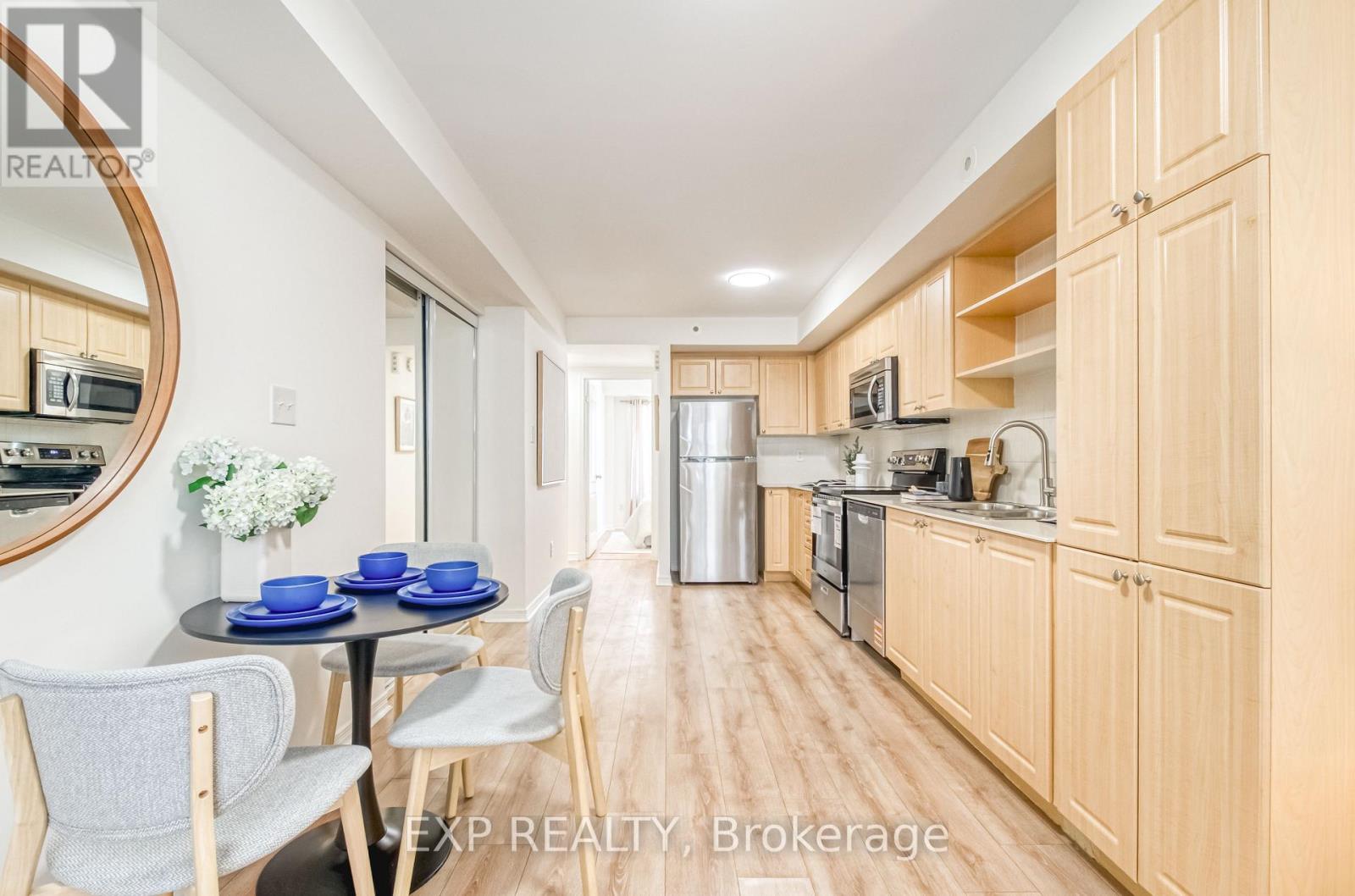 2 - 29 Frances Loring Lane, Toronto, Ontario  M4M 3E8 - Photo 10 - E12738394