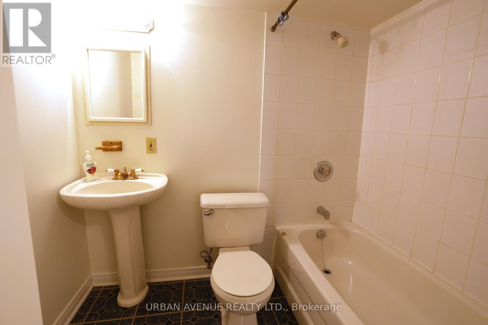 2125 Lynn Heights Drive, Pickering, Ontario  L1X 2S1 - Photo 34 - E12736848