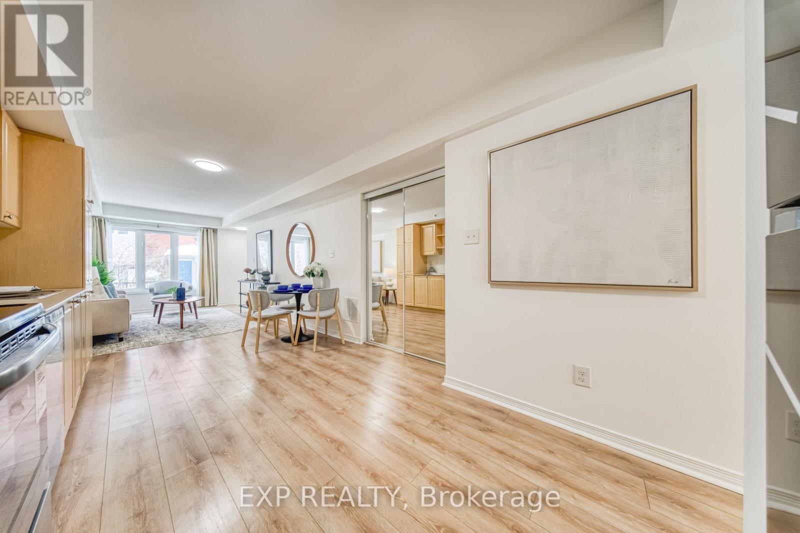 2 - 29 Frances Loring Lane, Toronto, Ontario  M4M 3E8 - Photo 14 - E12738394