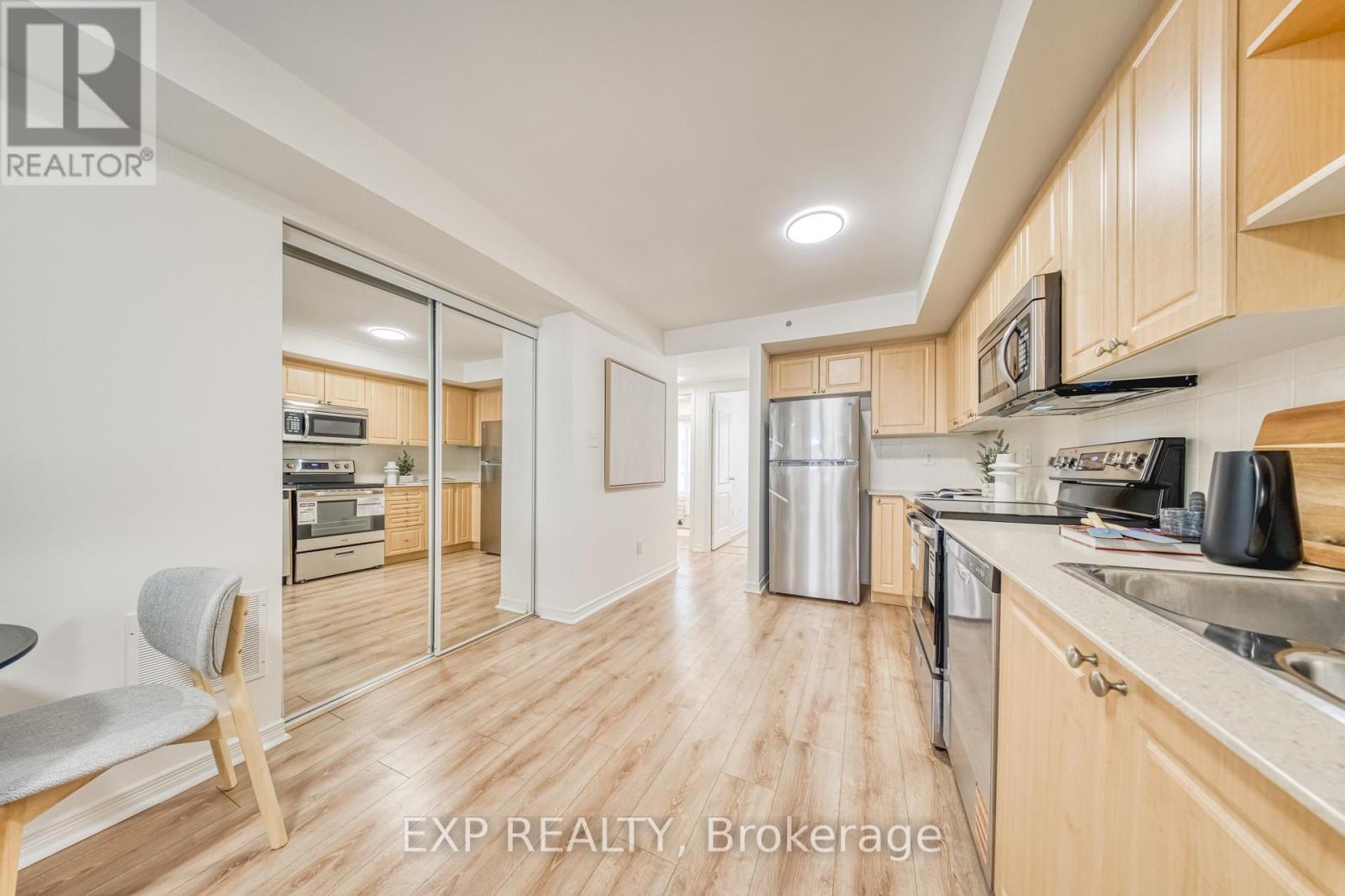 2 - 29 Frances Loring Lane, Toronto, Ontario  M4M 3E8 - Photo 12 - E12738394