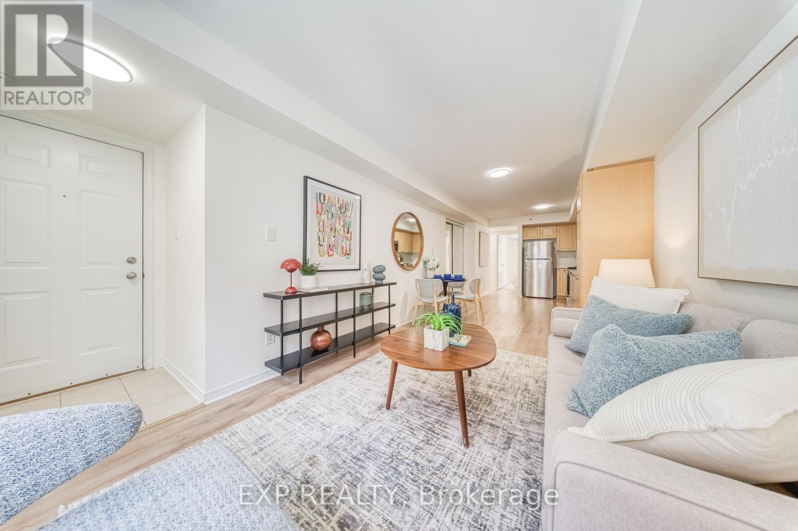 2 - 29 Frances Loring Lane, Toronto, Ontario  M4M 3E8 - Photo 6 - E12738394