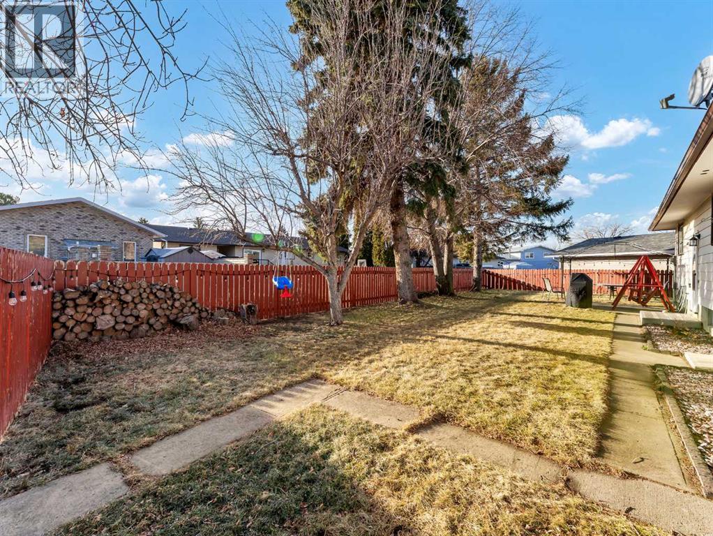 86 Milne Place Se, Medicine Hat, Alberta  T1A 7P3 - Photo 32 - A2277397