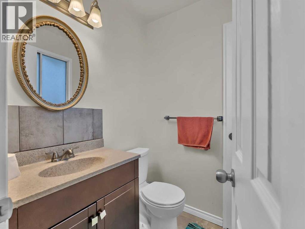 86 Milne Place Se, Medicine Hat, Alberta  T1A 7P3 - Photo 15 - A2277397