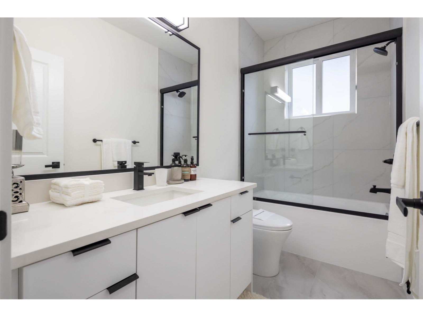 7683 197 Street, Langley, British Columbia  V2Y 3T4 - Photo 11 - R3070079