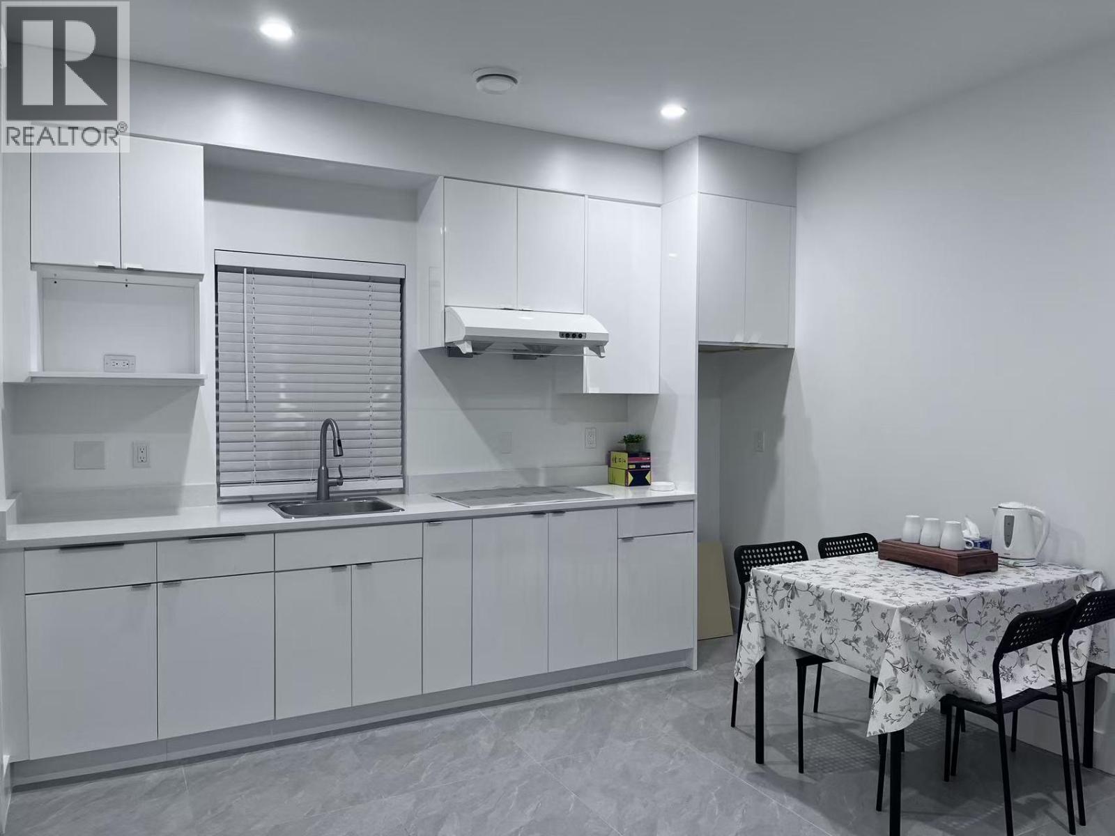 1 1538 E 61 Avenue, Vancouver, British Columbia  V5P 2J4 - Photo 1 - R3084479