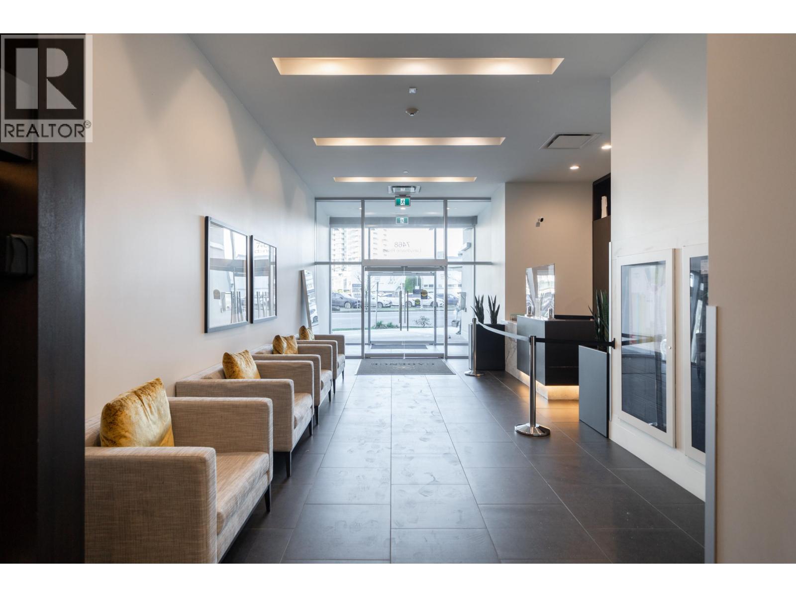 1705 7468 Lansdowne Road, Richmond, British Columbia  V7C 0B7 - Photo 4 - R3084489