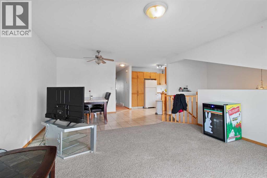 141 Silver Drive, Blackfalds, Alberta  T0M 0J0 - Photo 5 - A2280299