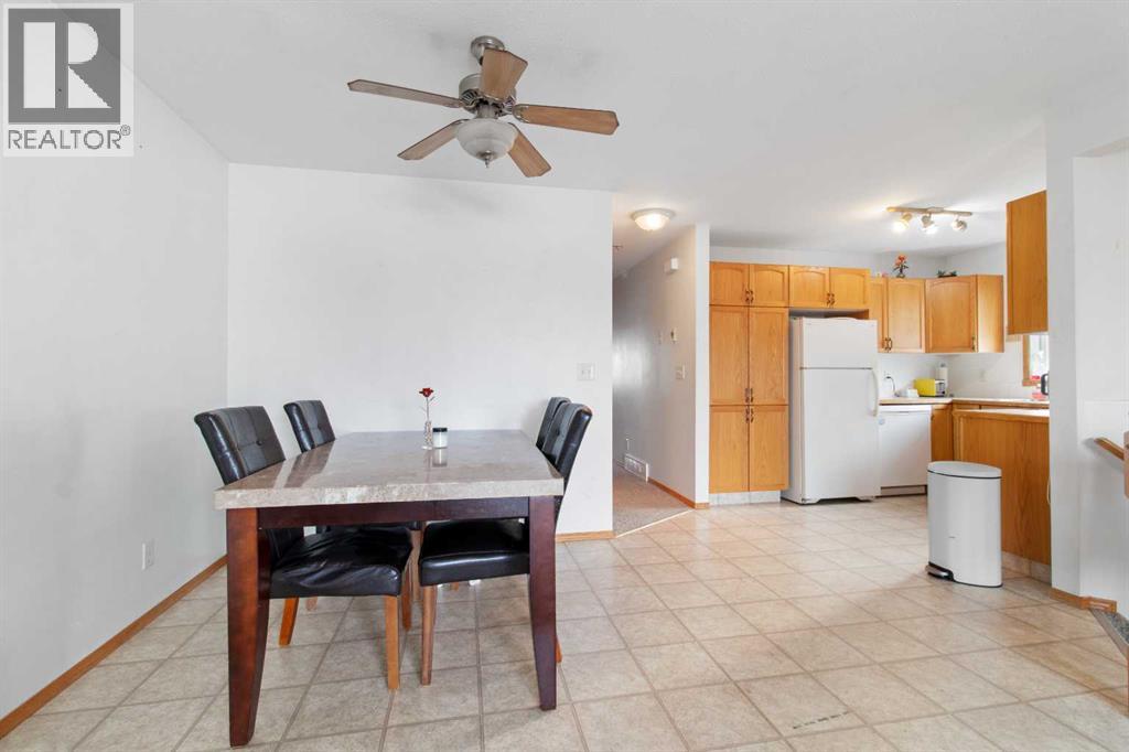 141 Silver Drive, Blackfalds, Alberta  T0M 0J0 - Photo 6 - A2280299