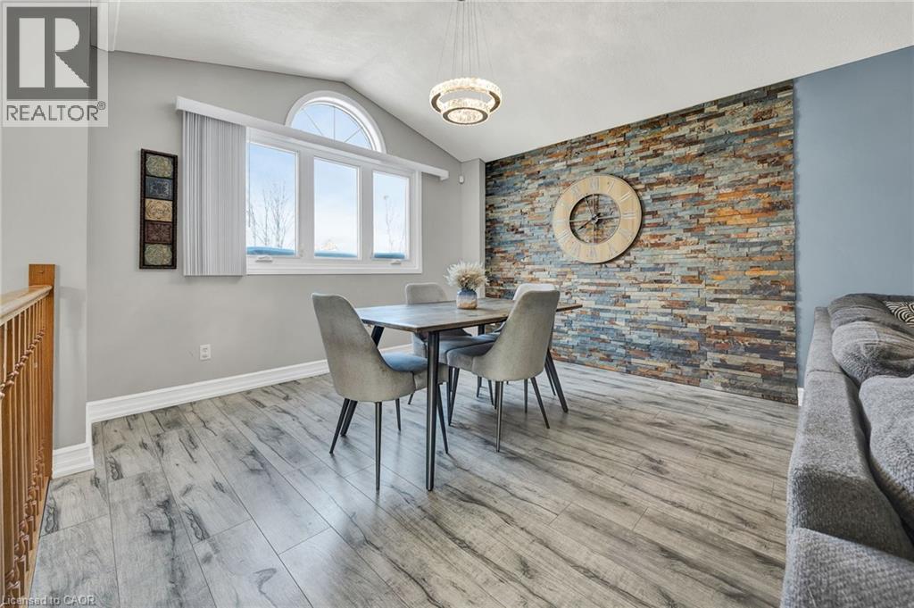 299 Erinbrook Drive, Kitchener, Ontario  N2E 3M2 - Photo 7 - 40793934