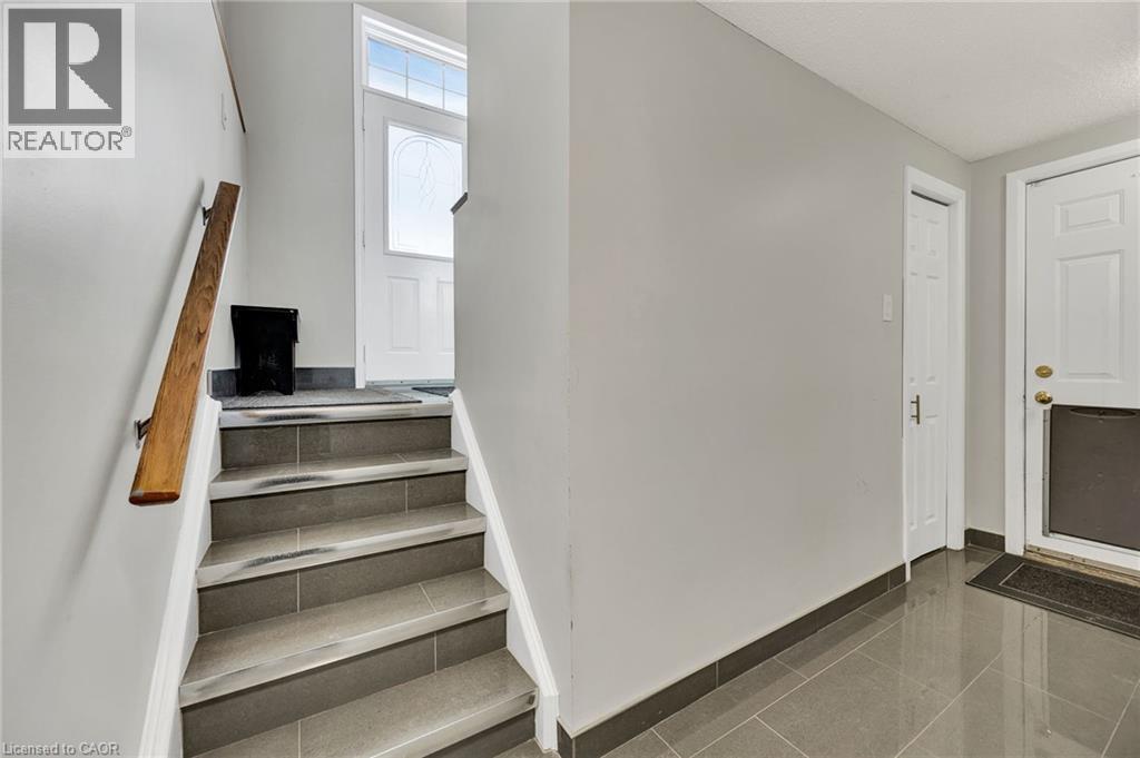 299 Erinbrook Drive, Kitchener, Ontario  N2E 3M2 - Photo 19 - 40793934