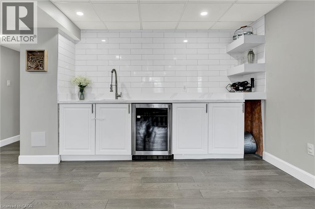 299 Erinbrook Drive, Kitchener, Ontario  N2E 3M2 - Photo 22 - 40793934