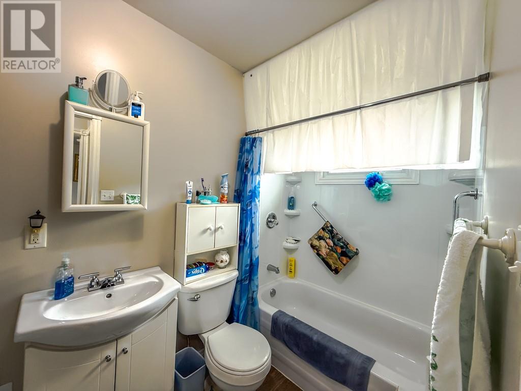 403 Shearstown Road, Bay Roberts, Newfoundland & Labrador  A0A 1G0 - Photo 5 - 1294181