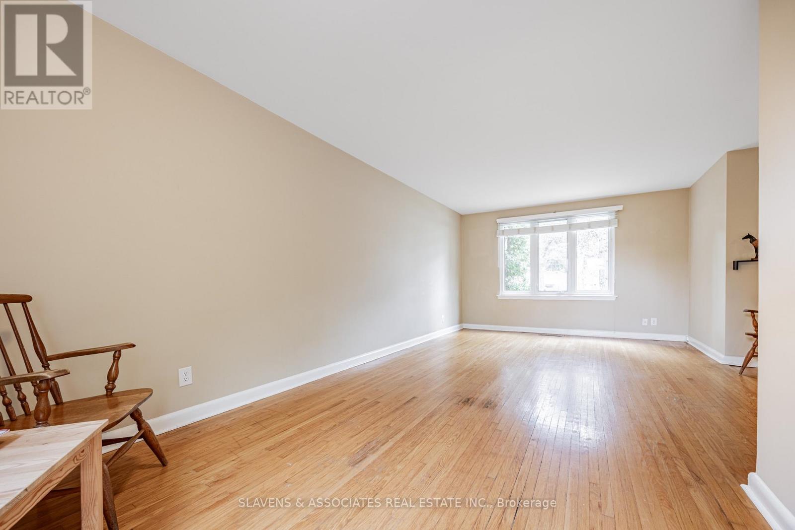 4 Burdock Lane, Toronto, Ontario  M3C 2G5 - Photo 10 - C12738586