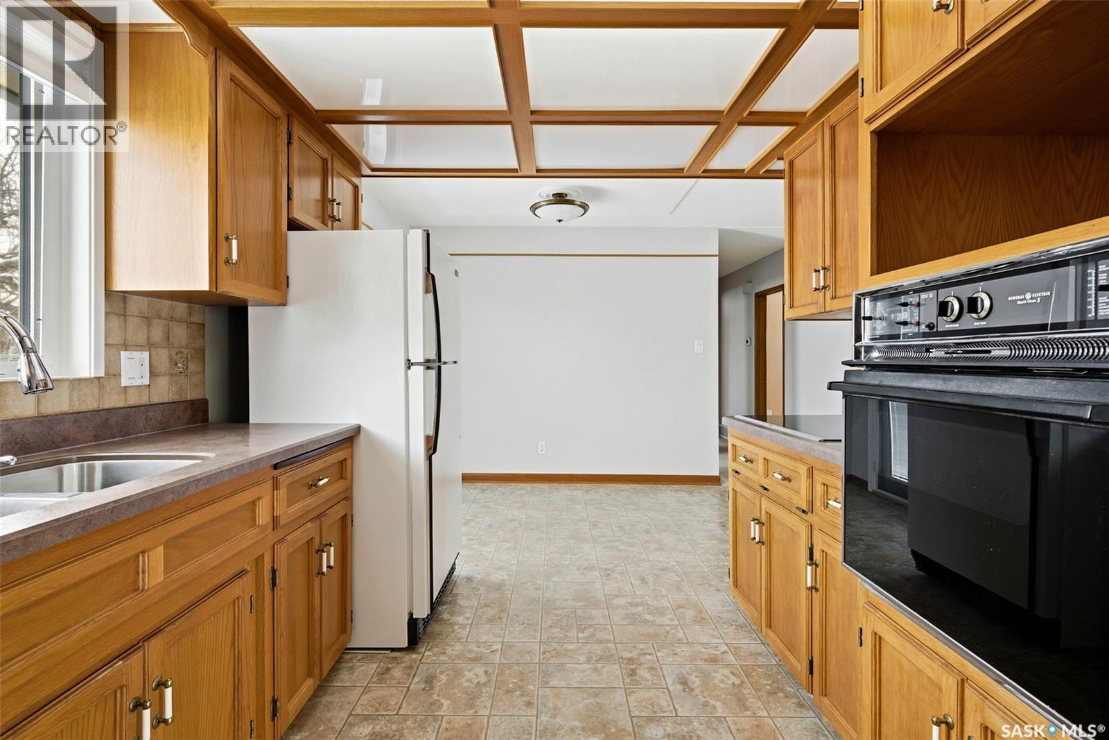 3217 6th Avenue N, Regina, Saskatchewan  S4R 0P7 - Photo 11 - SK027542