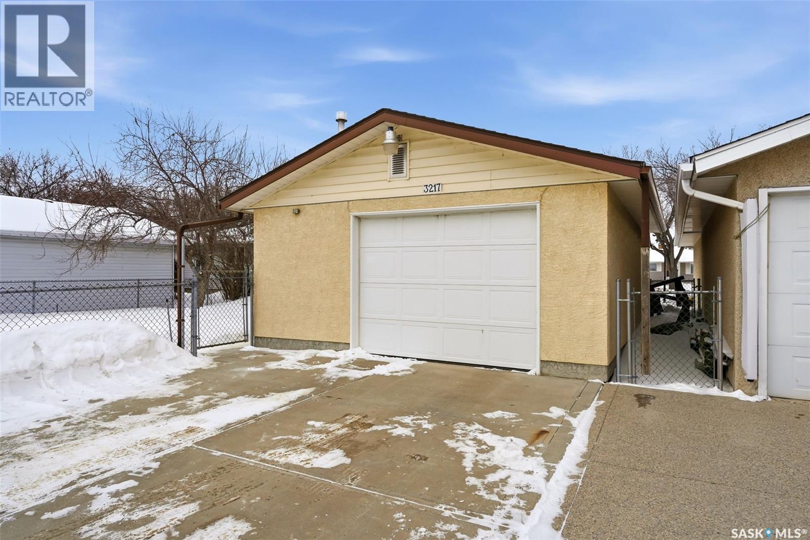 3217 6th Avenue N, Regina, Saskatchewan  S4R 0P7 - Photo 35 - SK027542