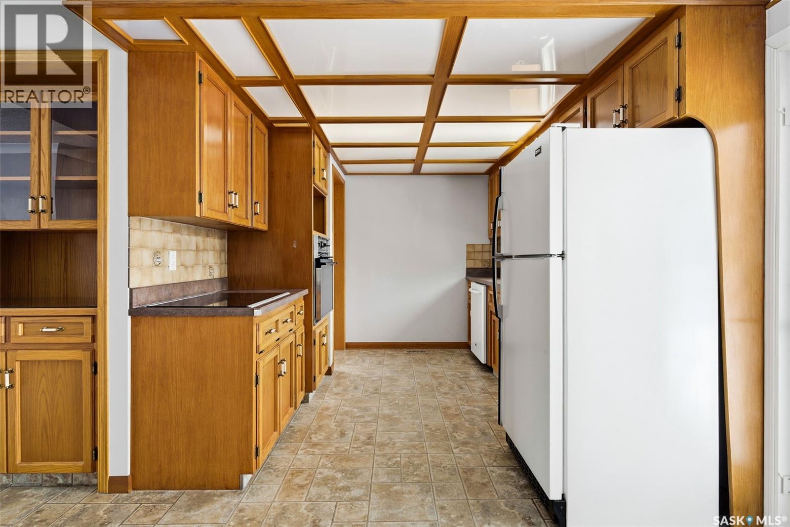 3217 6th Avenue N, Regina, Saskatchewan  S4R 0P7 - Photo 8 - SK027542