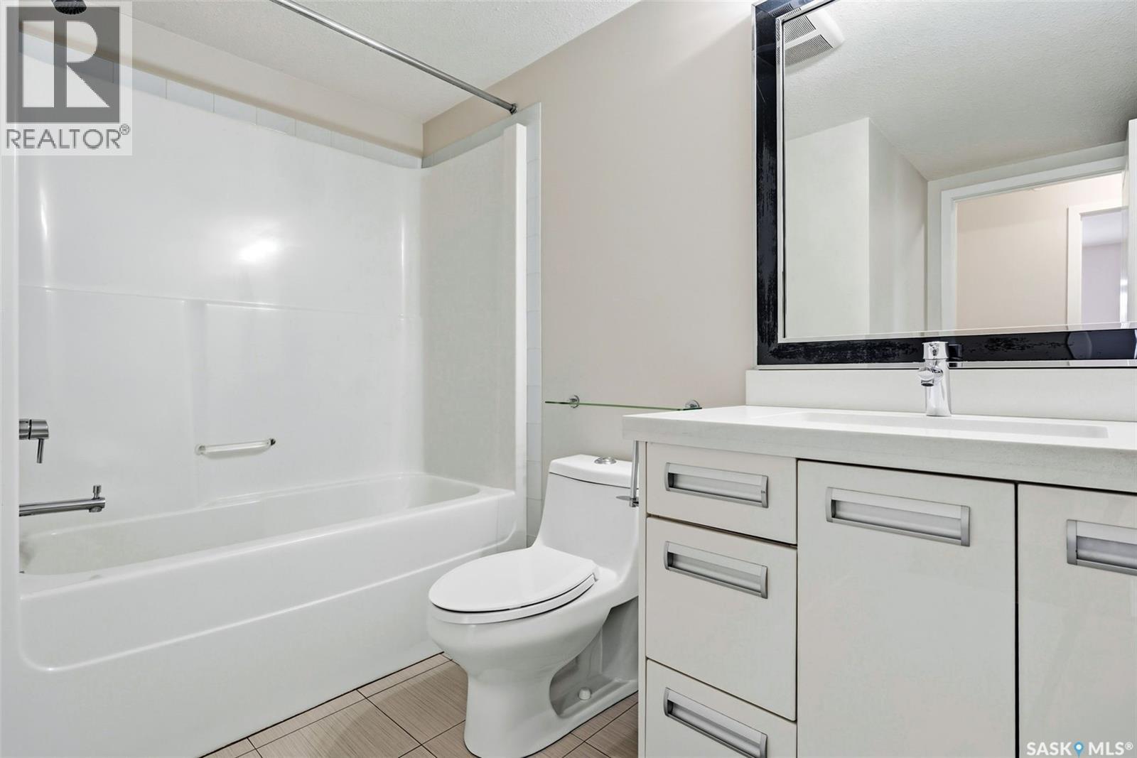 307 1640 Dakota Drive, Regina, Saskatchewan  S4Z 0A4 - Photo 23 - SK027530