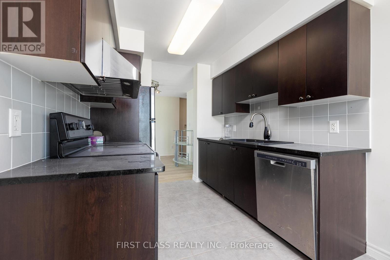 Unknown Address, ,     - Photo 10 - E12738544