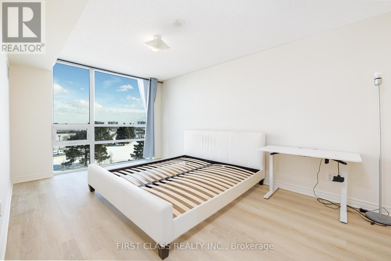 Unknown Address, ,     - Photo 12 - E12738544