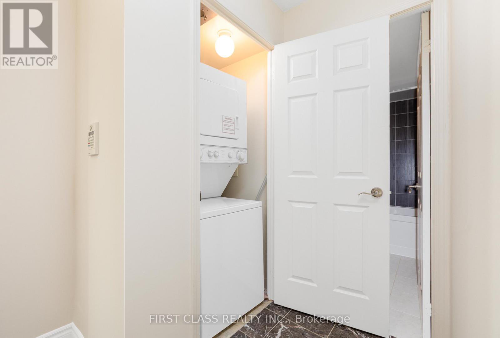 Unknown Address, ,     - Photo 6 - E12738544