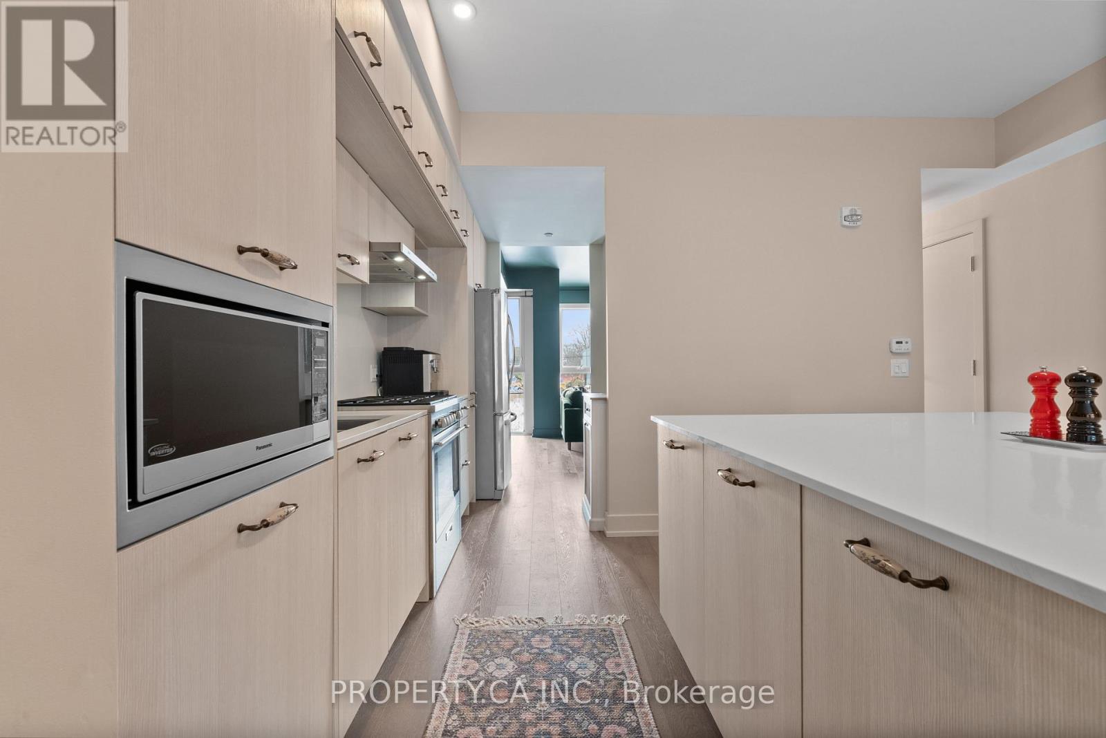 Th08 - 1331 Queen Street E, Toronto, Ontario  M4L 0B1 - Photo 10 - E12738550