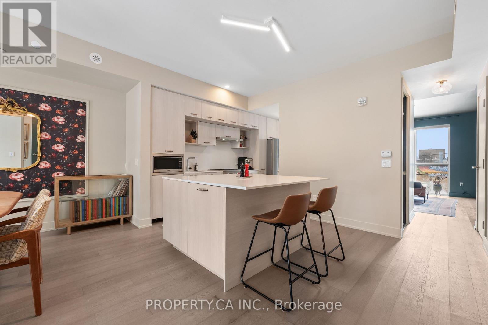 Th08 - 1331 Queen Street E, Toronto, Ontario  M4L 0B1 - Photo 4 - E12738550